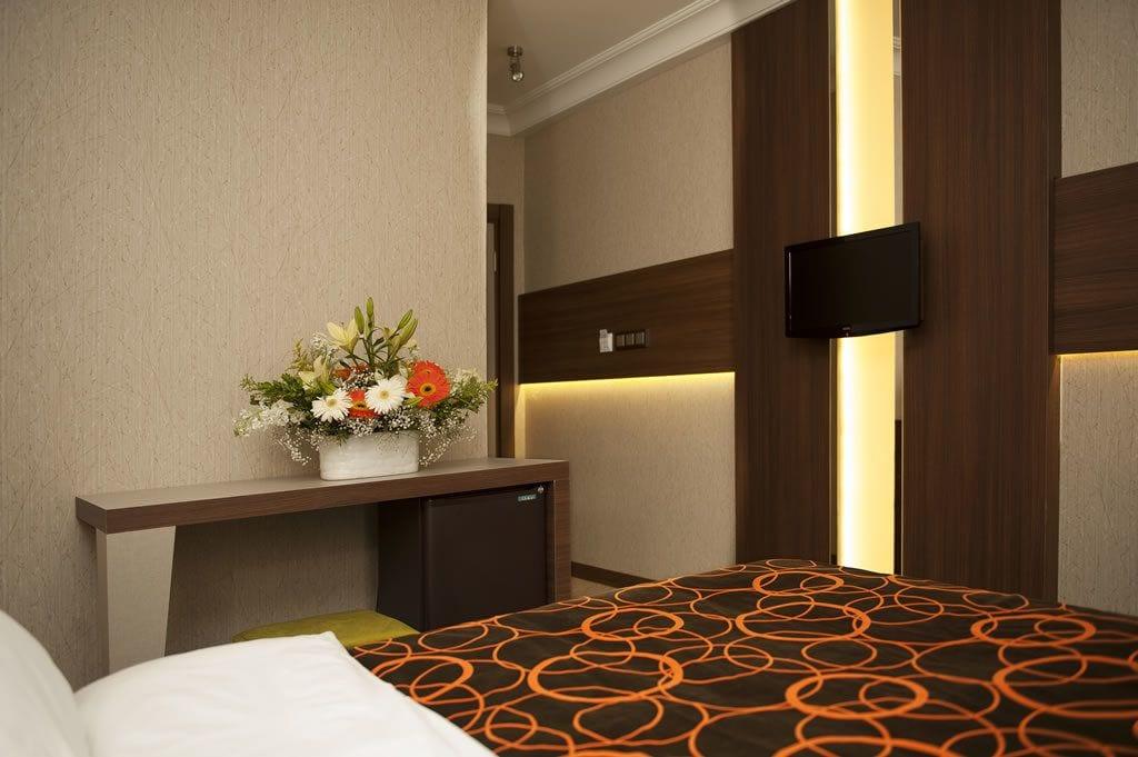 Birbey Hotel Istanbul Bagian luar foto
