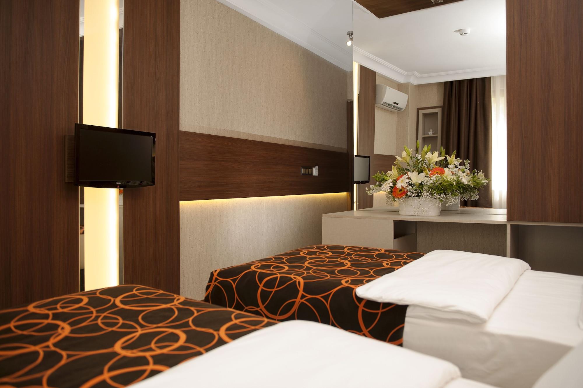 Birbey Hotel Istanbul Bagian luar foto