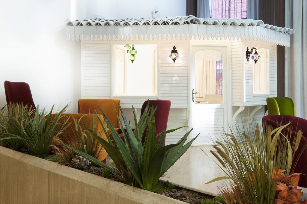 Birbey Hotel Istanbul Bagian luar foto